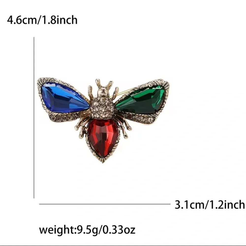 Vintage Amber Gem Insect Brooch — Gold Tone